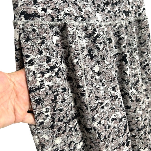 Athleta Salutation Textured Jogger Meadow Decadent Chocolate Women's Size S/P - Picture 3 of 6